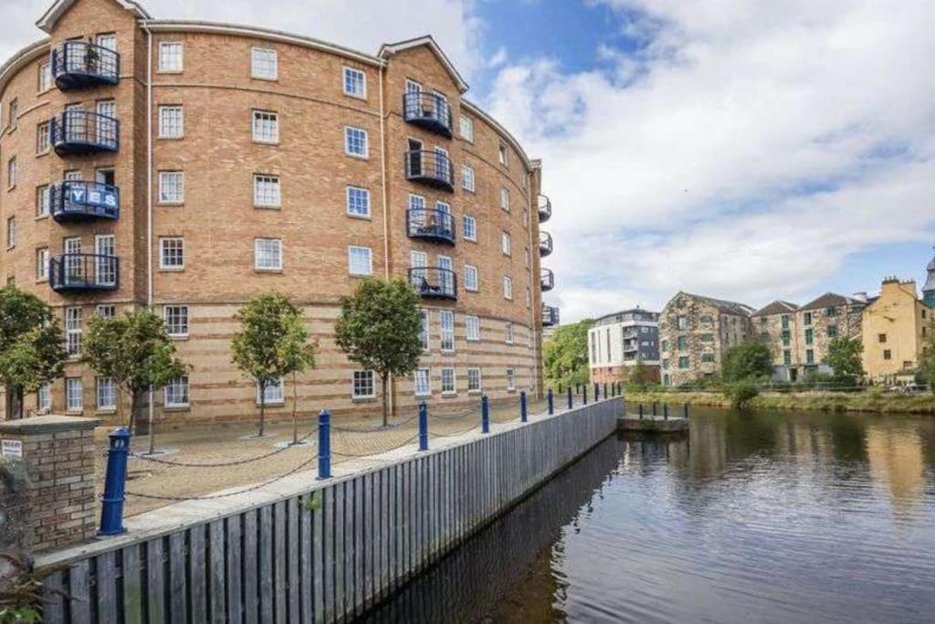 My Waterfront Apartment, Views Over Water Of Leith Edinburgh Luaran gambar